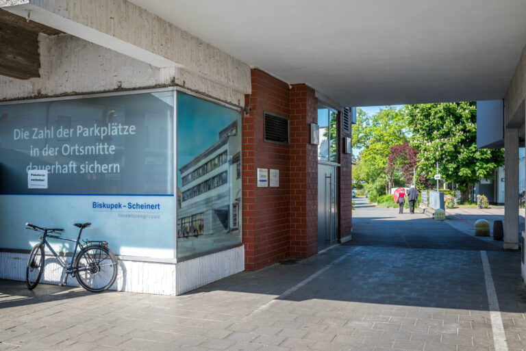 GRÜNE, CDU, Volt: Lange Planung – gutes Ergebnis: Eberstädter Zentrum erhält Lebensmittelmarkt mit Dachbegrünung, Photovoltaik und guter Anbindung an den Umweltverbund (Fuß, Rad und ÖPNV)