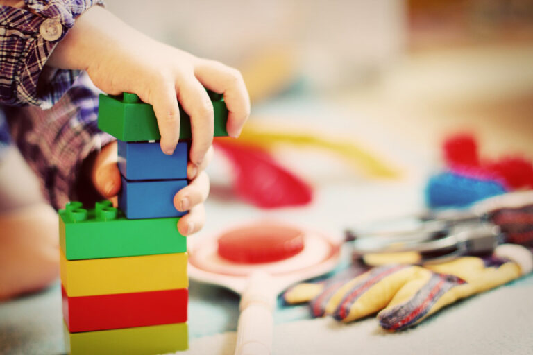 Haushaltskonsolidierung hat oberste Priorität, gute Kinderbetreuung und sozialer Zusammenhalt bleiben gewahrt! 