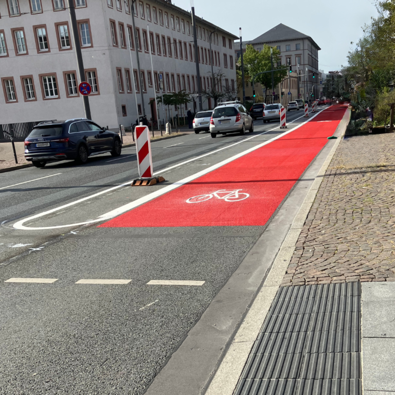 Lückenschluss in Radverkehrsanlage schafft 2025 durchgehende Ost-West-Verbindung durch Darmstadt.